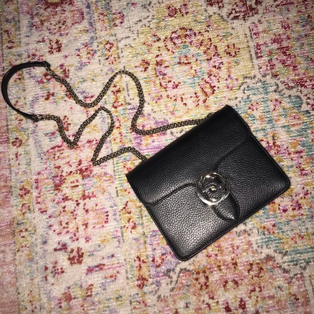Small Gucci shoulder/hand bag